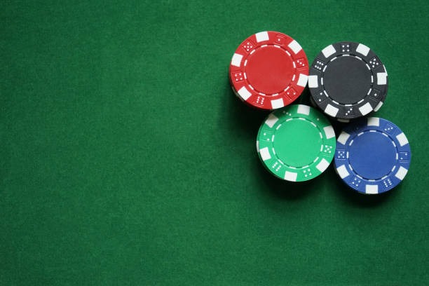 Lightning Dice live dealer studio showing three dice and result display
